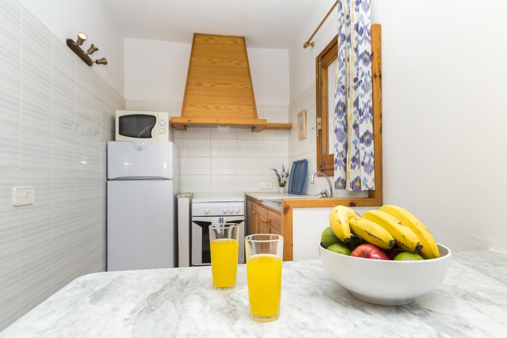 Casas Menorquinas Apartment Cala Blanca  Bagian luar foto