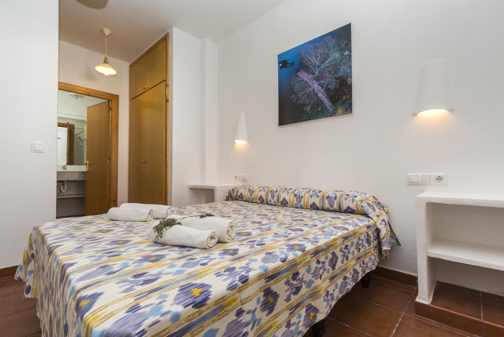 Casas Menorquinas Apartment Cala Blanca  Bagian luar foto